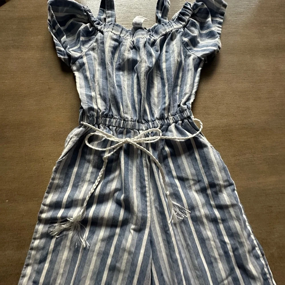 bebe girls m(10-12) Blue and White Striped Jumpsuit